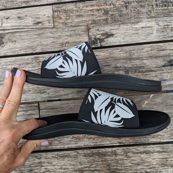 Olukai Punua Olu Slide Sandal - Picture 6 of 7